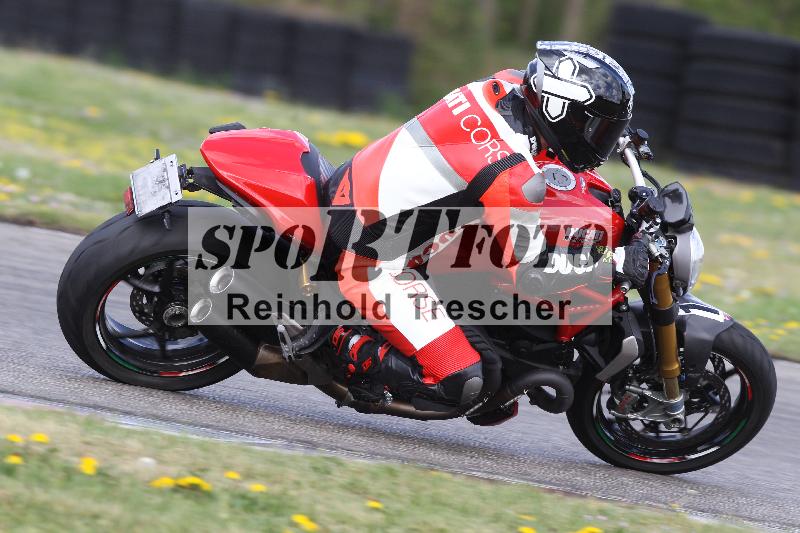 /Archiv-2025/05 14.04.2025 Plüss Moto Sport ADR/Freies Fahren/1